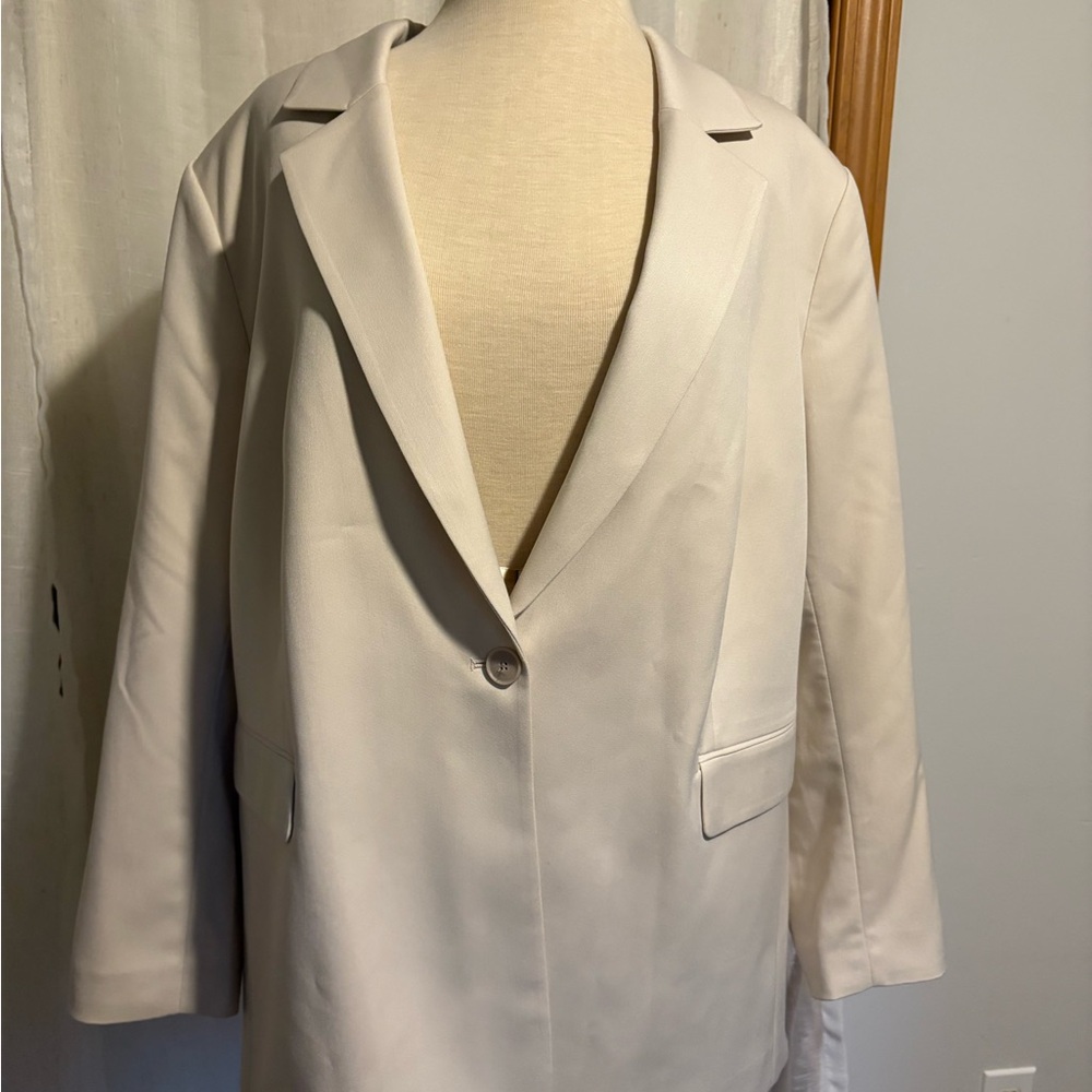 H&M Women's Cream Blazer